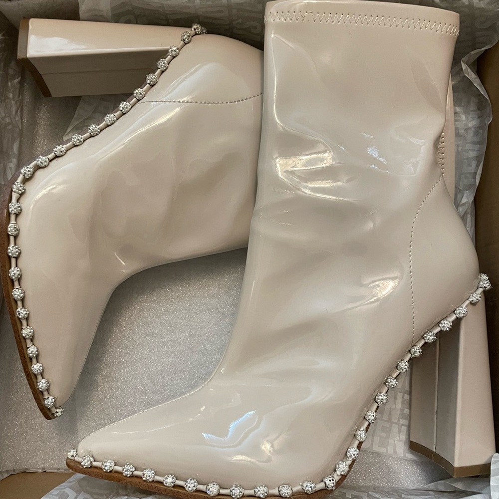 Steve Madden Edita booties